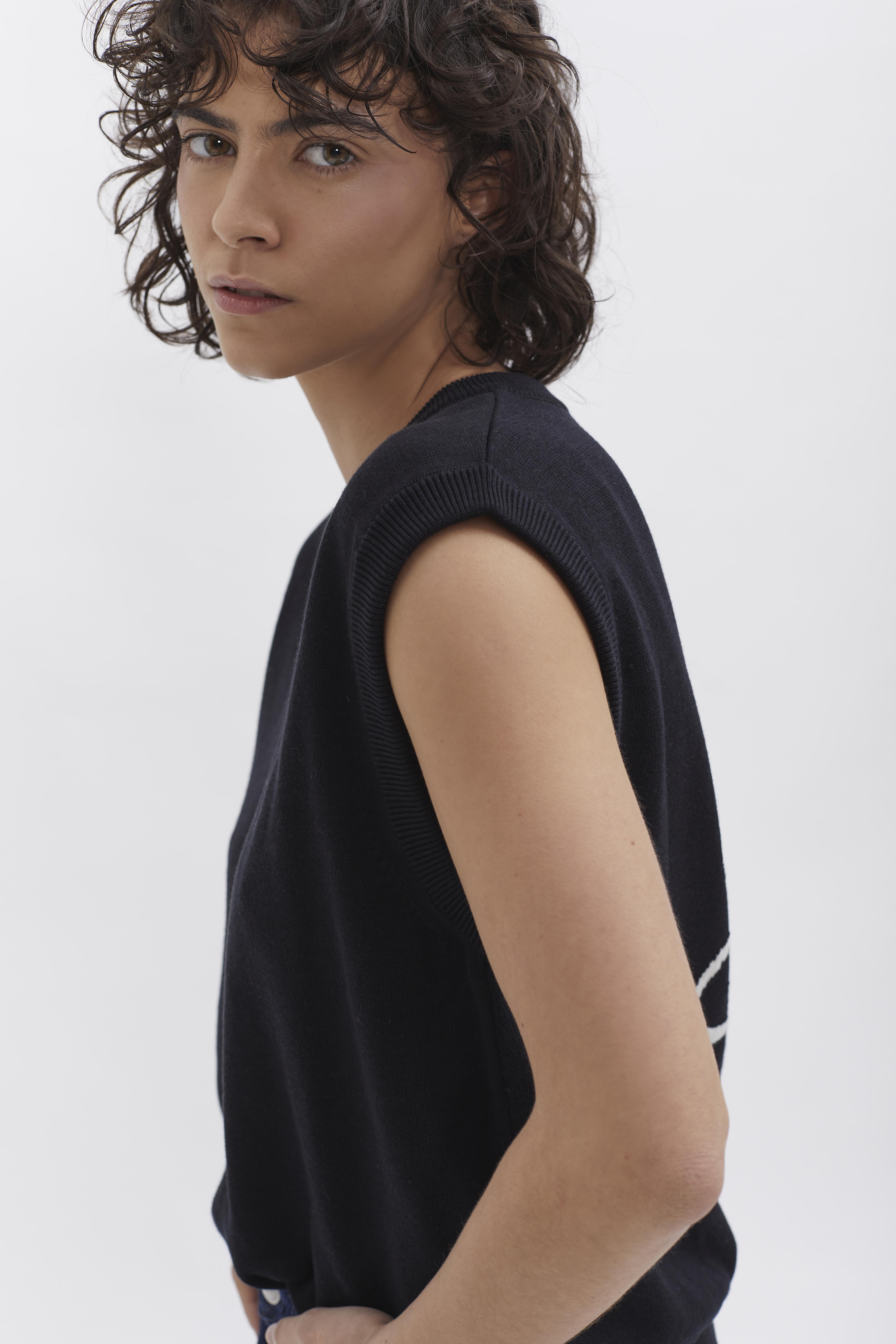 Knit Vest D-Brand, Jackets, Vest, Cardigans, Knit Vest, BLACK, Schwarz, 226301, 226301-100