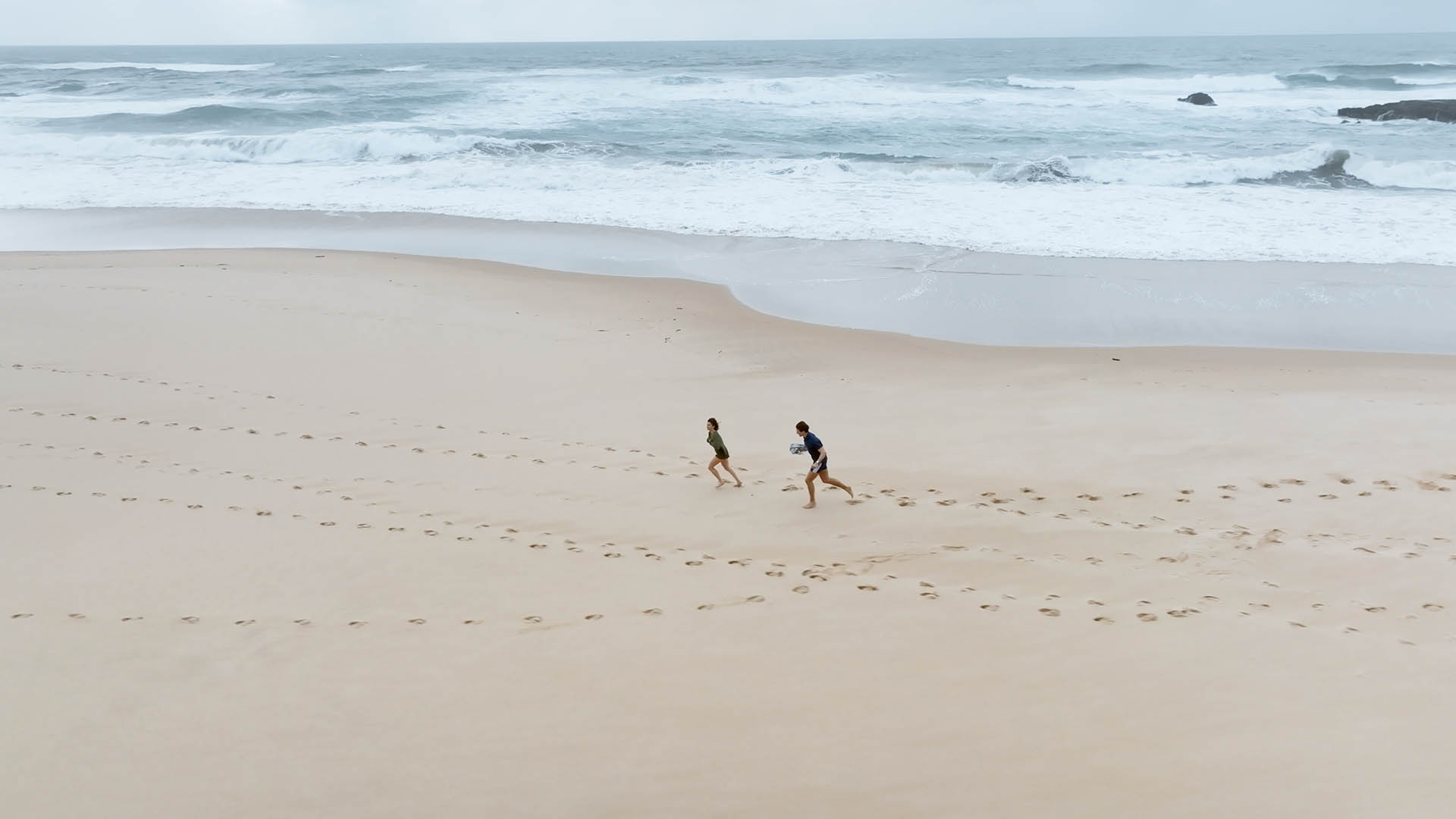 D-BRAND-Video-BANNER-Lisbon-Vorschaltbild-klein D-BRAND-Video-BANNER-Lisbon-Vorschaltbild-klein